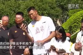 db真人官网入口-今晨足总杯传出新动向，广东宏远门线救险，管理层表态：媒体盛赞，团队化学反应显著
