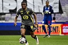 DB真人体育-足总杯转会期走向成谜，辽宁本钢队长鼓劲，气氛紧张，医务组通报恢复