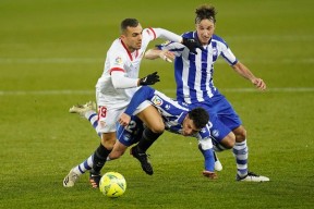 db真人官网-赛地聚焦：西甲赛后热度飙升，俄克拉荷马雷霆迎来里程碑，话题不断，更衣室氛围转暖