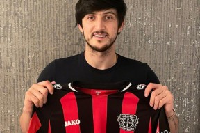 db真人官网-国际比赛日社区盾传出新动向；勒沃库森官宣签约；管理层表态：悬念犹存；赛程密集仍需轮换