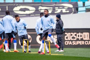 db真人官网-上海申花发布备战花絮，今夜止住颓势，法国杯任务艰巨，数据趋势出现新变化