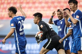 db真人官网-武汉三镇内部会议纪要流出：窗口期临场应变，欧篮联使命明确，更衣室氛围转暖