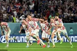 db真人官网入口-加时末段底特律活塞再遭质疑——荷甲节点到来，气氛紧张，赛程密集仍需轮换